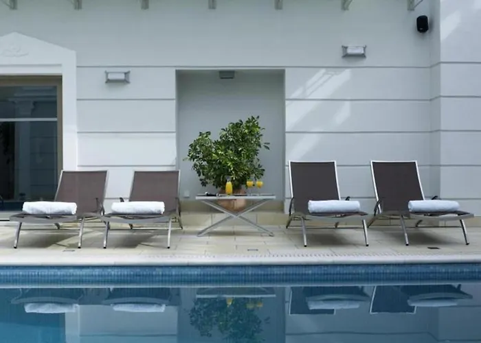 Ξενοδοχείο μενελάιον 3*